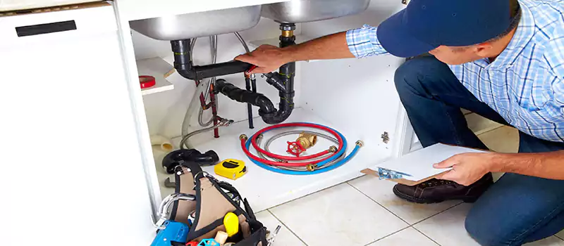 Installing And Repairing Plumbing Fixture in Dubai, United Arab Emirates